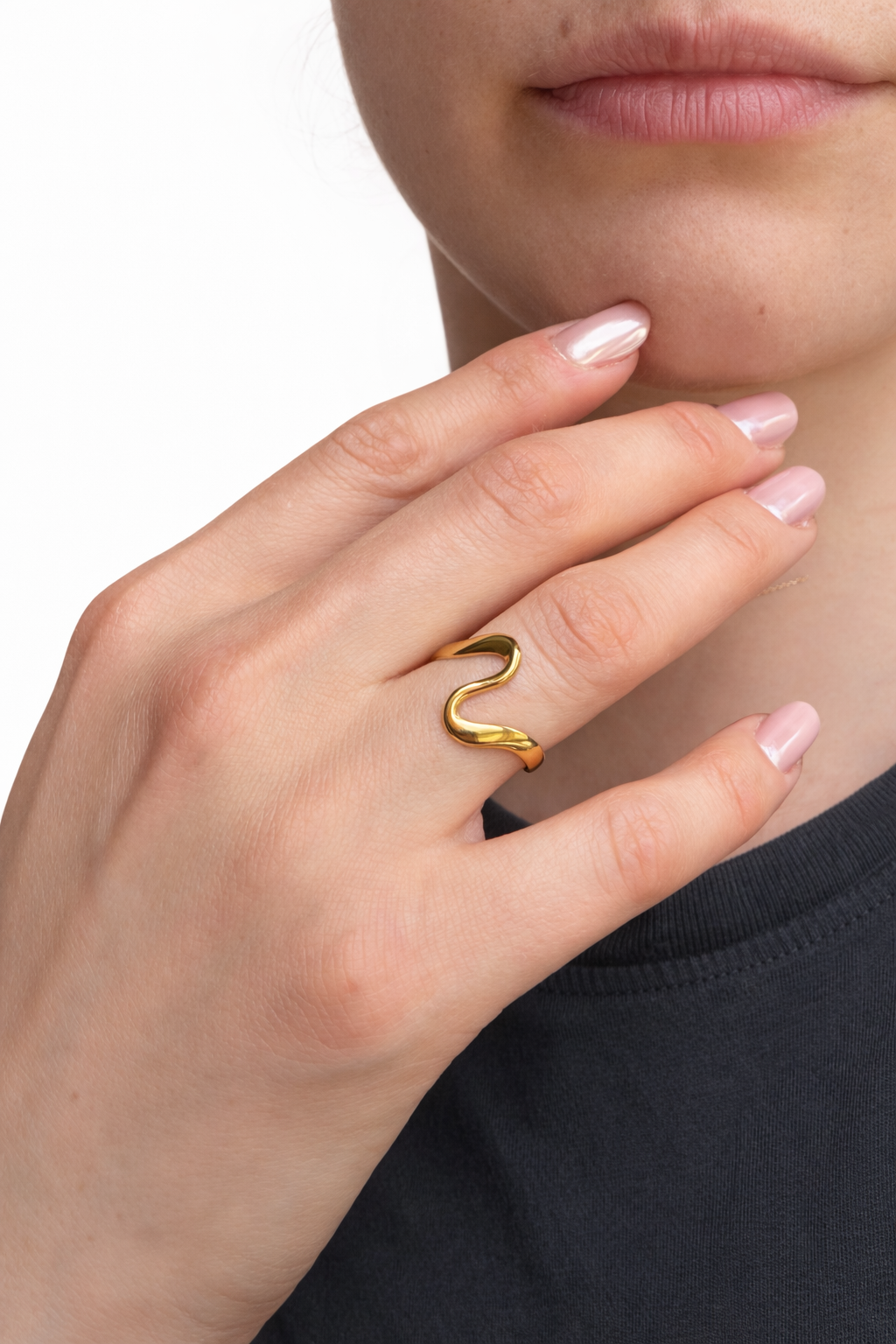 Fluid Wave Ring
